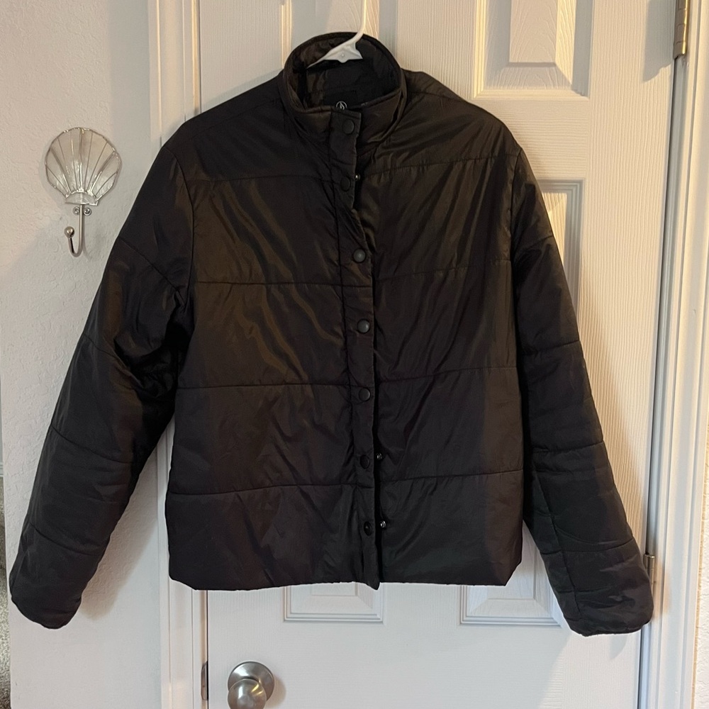 Women's Volcom Black Puffer Jacket - Picture 2 of 7